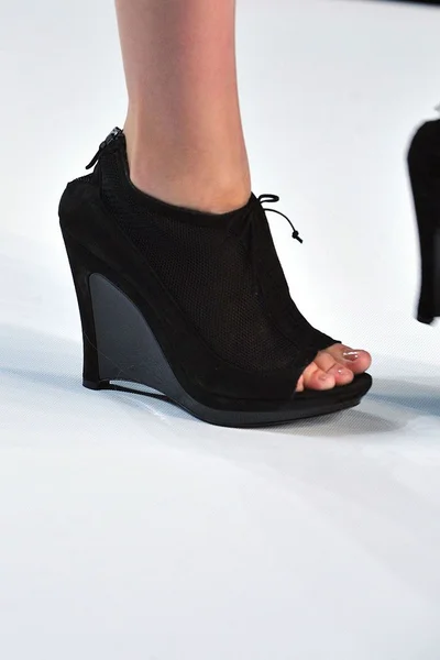 Look 75
